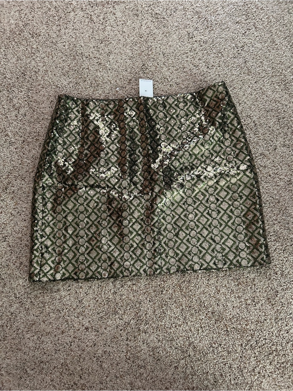 NWT Banana Republic Green and Gold Patterned Sequin Mini Skirt